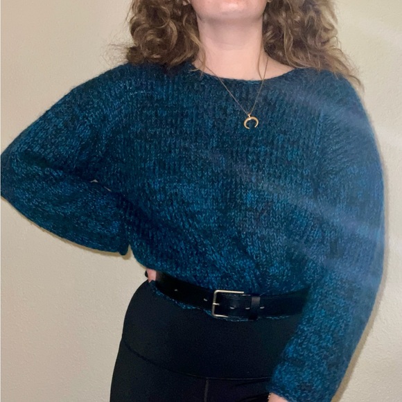 100% Wool Hand Knit Cozy Blue Sweater - Picture 2 of 4